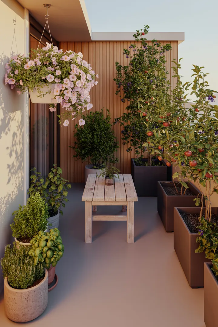 Bunte Pflanzenarrangements mit aromatischen Gewächsen, kompakten Obstsorten, fruchtigen Beeren und hängenden Blüten in dekorativen Behältern.